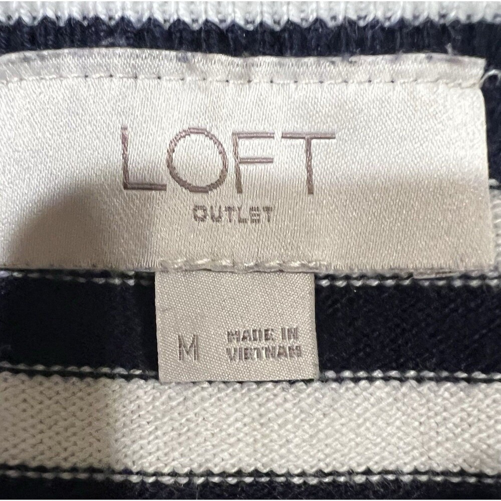 Ann Taylor LOFT Sweater Knit Top White & Navy Blue Stripes Size Medium - Picture 4 of 5
